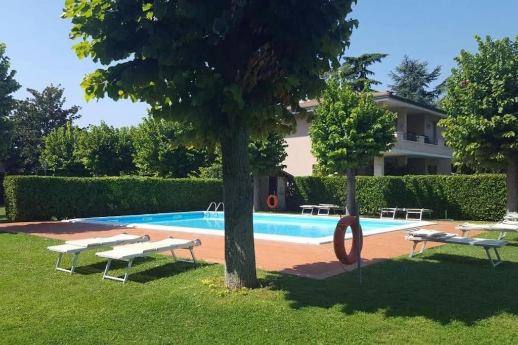 Incantevole Location Fronte Lago Sirmione Eksteriør billede